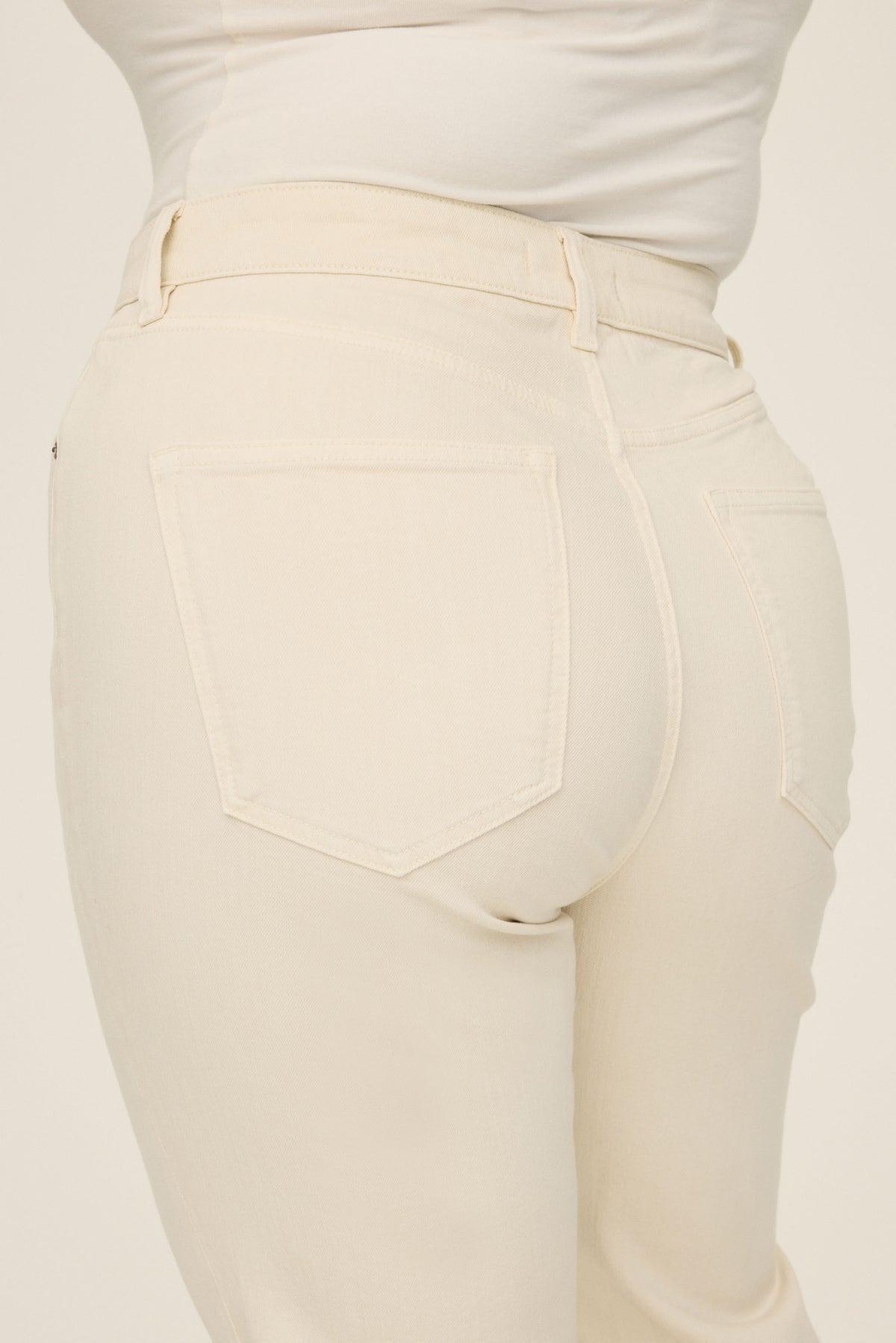 Women's Plus Straight Leg Off-White Jean