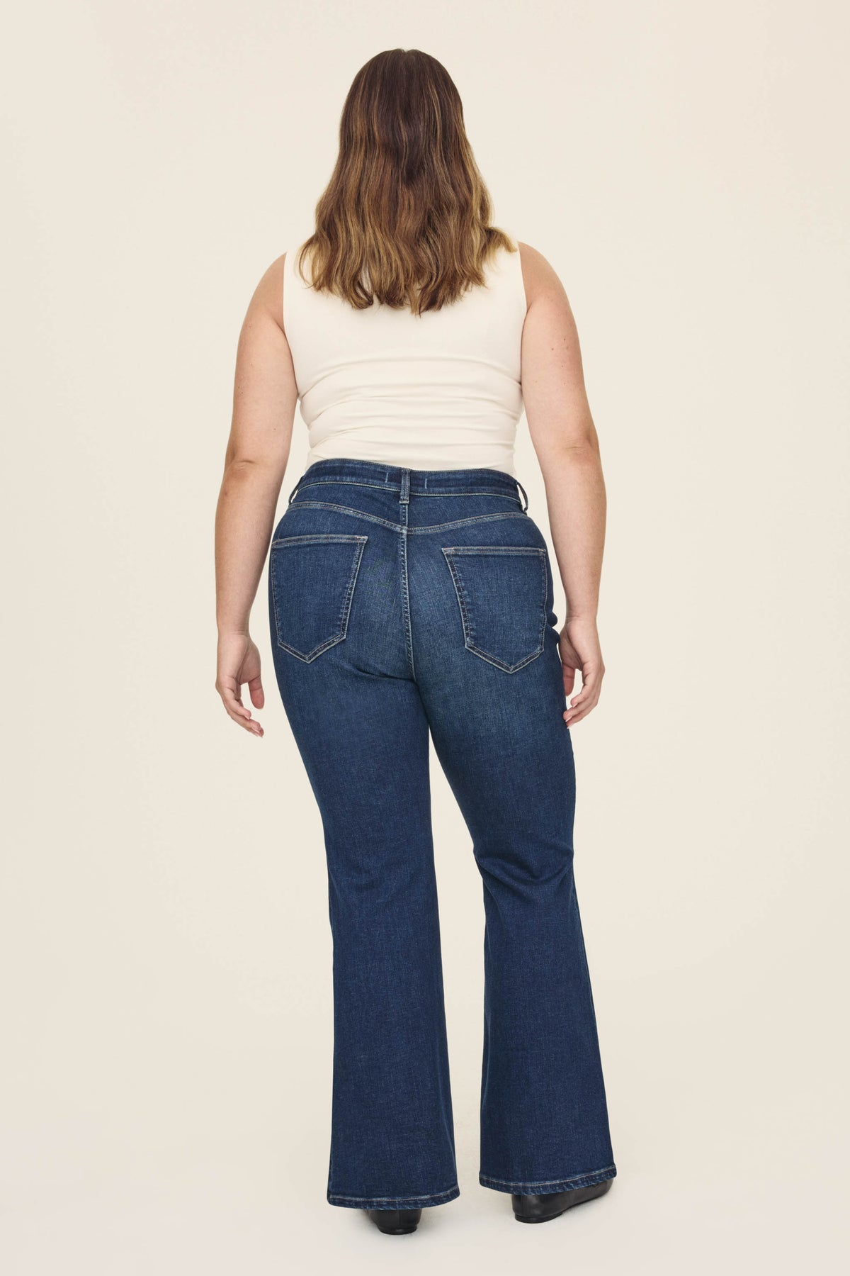 NAO STRETCH PLUS - HIGH RISE BOOTCUT JEANS | VROOM
