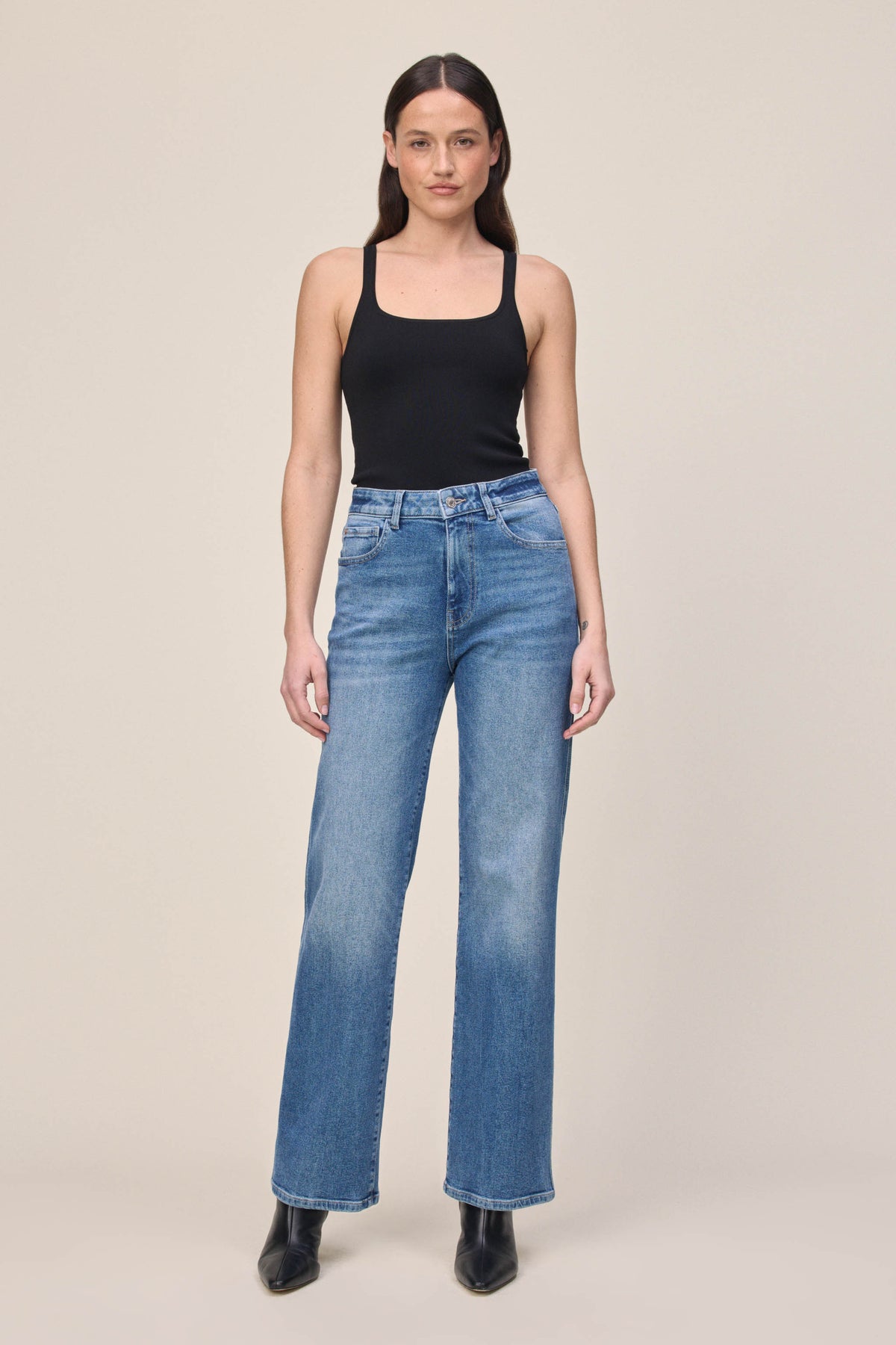 Women's Straight Leg Blue Jean