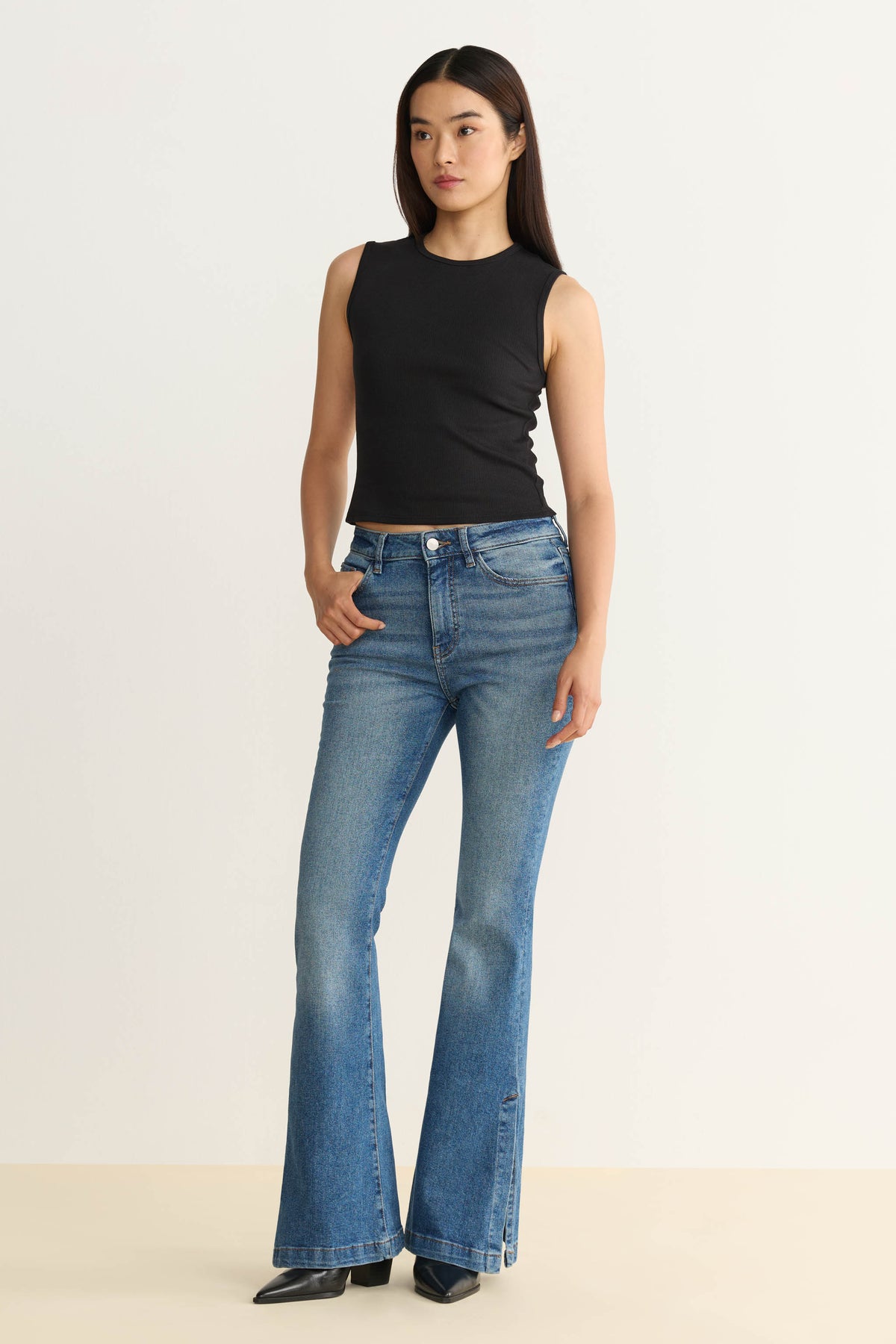 MIA - FLARE JEANS | ROWDY