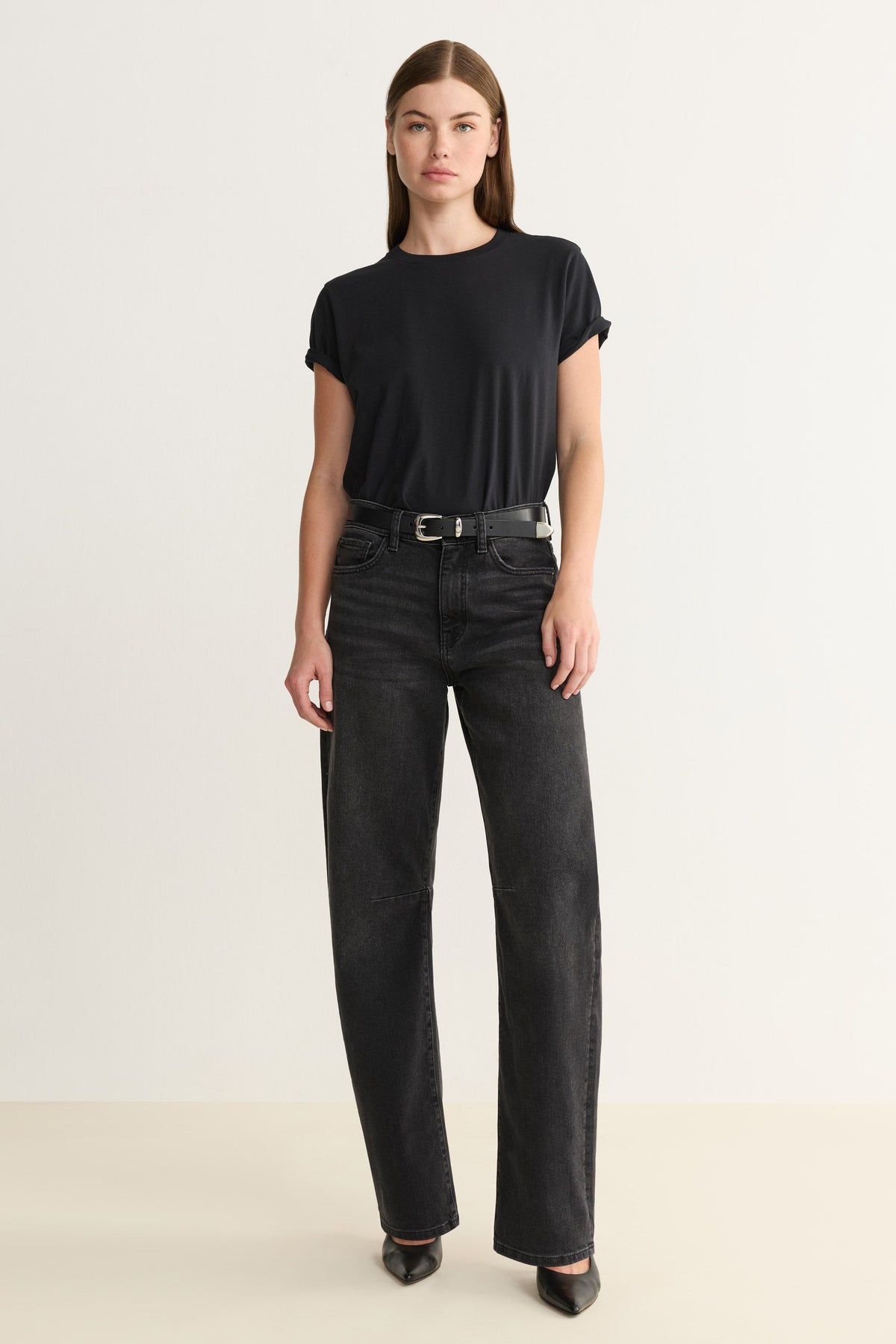 BNA - SOFT CURVE BARREL JEANS | IN THE NIGHT