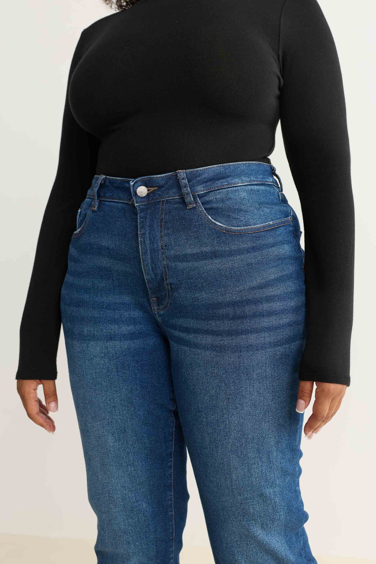 ASE PLUS - STRAIGHT JEANS | ROLLING RIVER