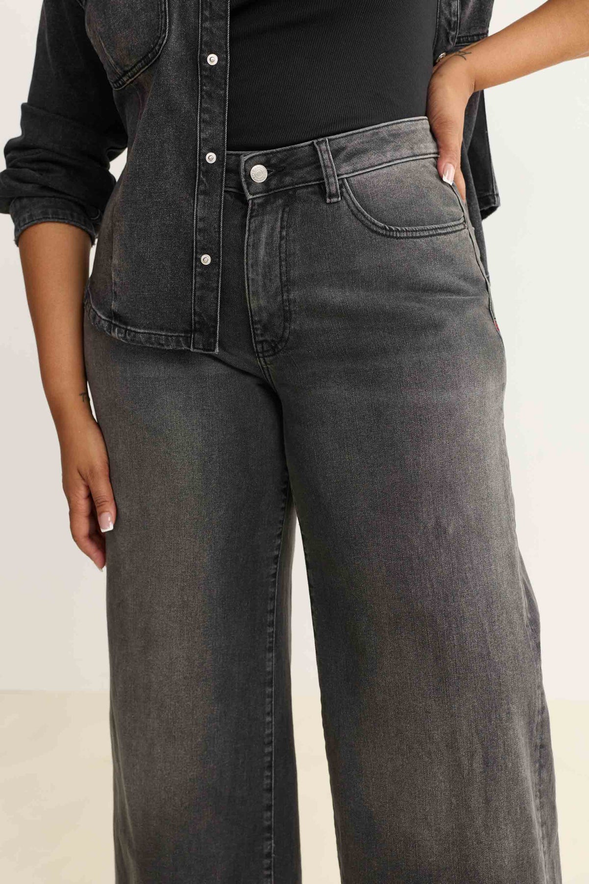 NCE PLUS - WIDE LEG JEANS | OVERCAST