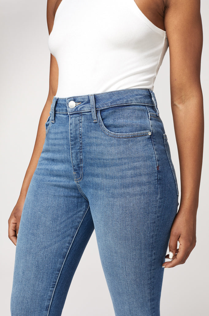 MXP - HIGH RISE JEANS | HERE AND NOW
