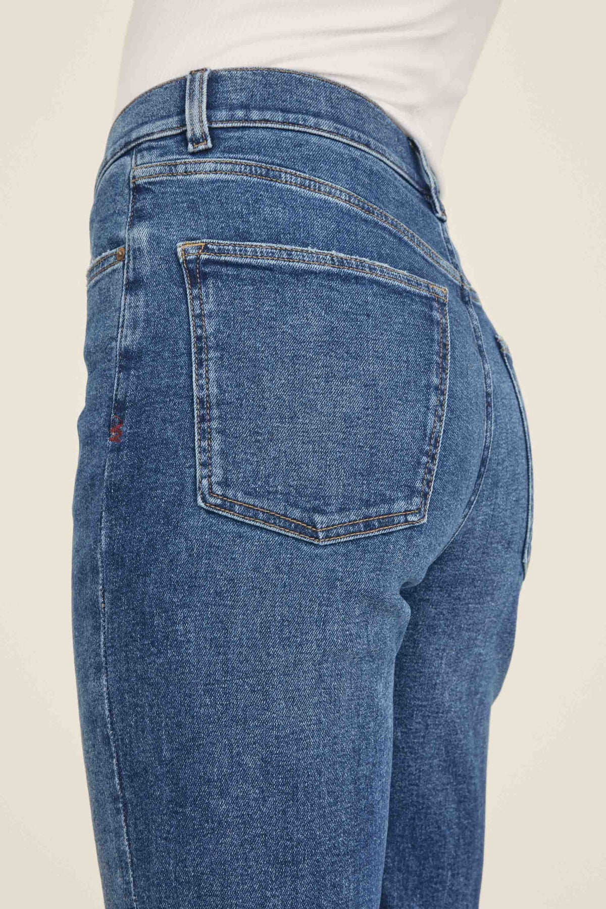 Women's Straight Leg Blue Jean