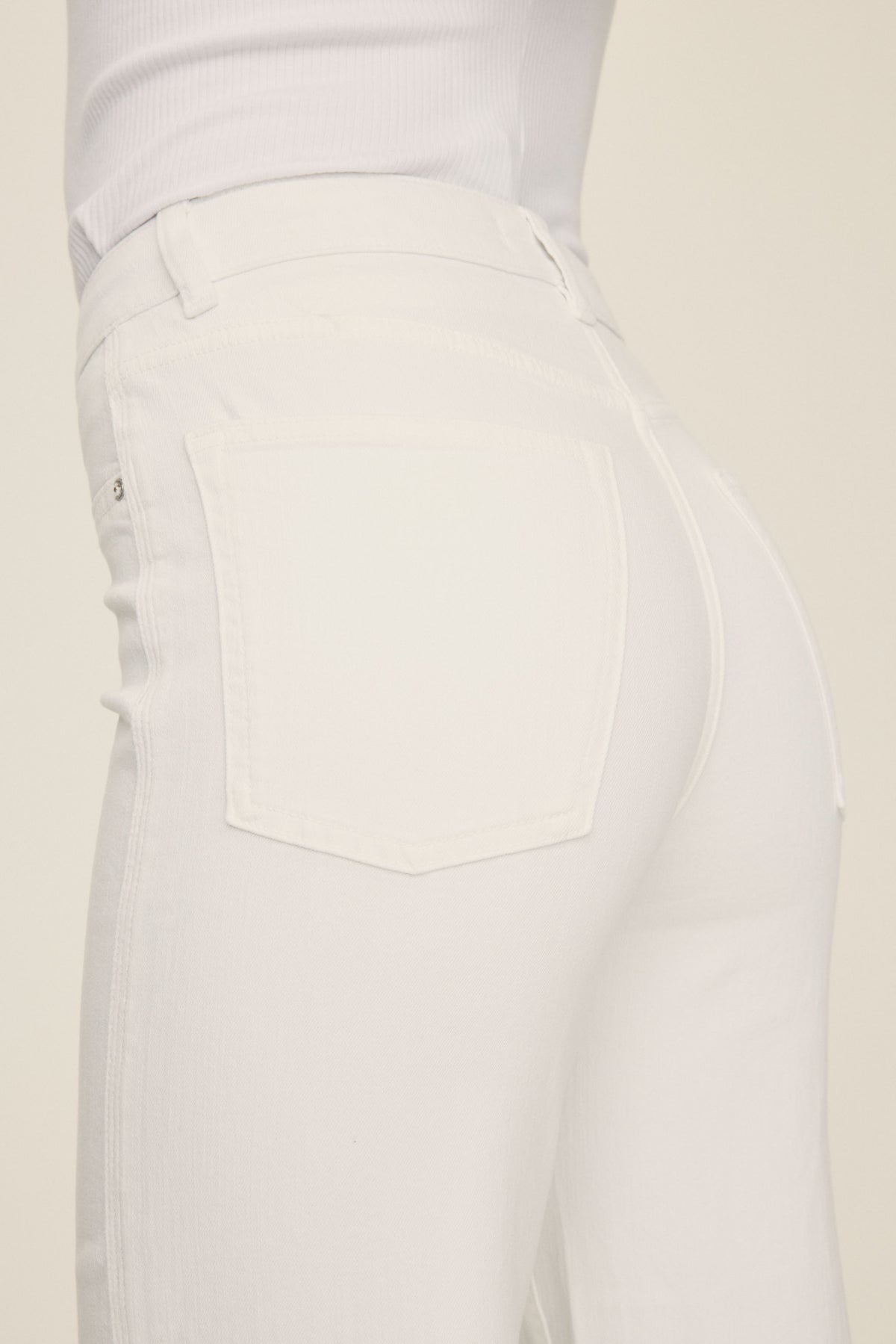 Women's Cropped Wide Leg White Jean