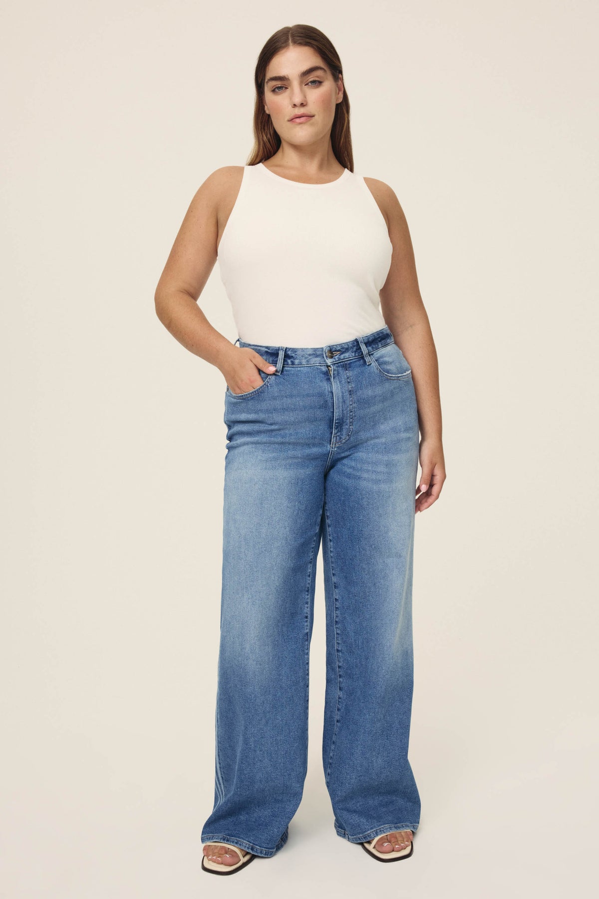 Women's Plus Wide Leg Blue Jean