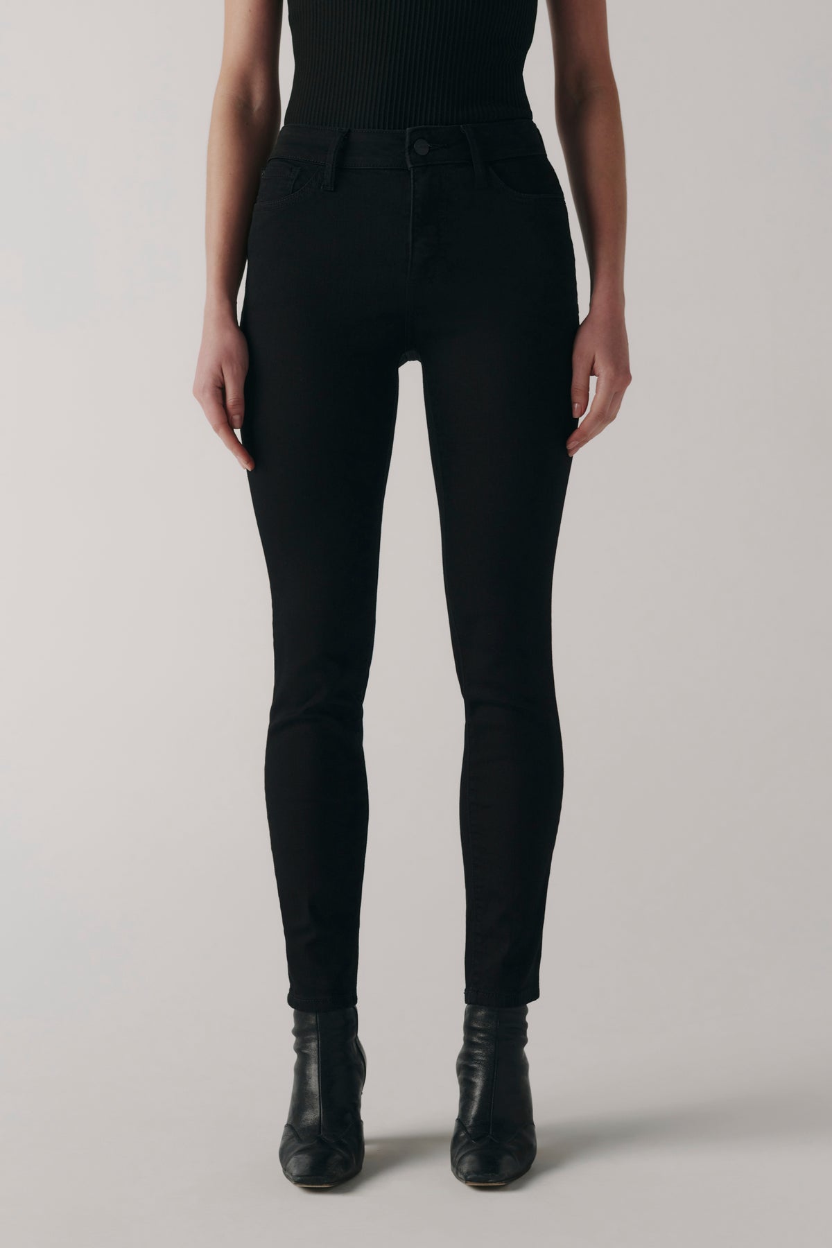 JFK - SKINNY JEANS | JET BLACK