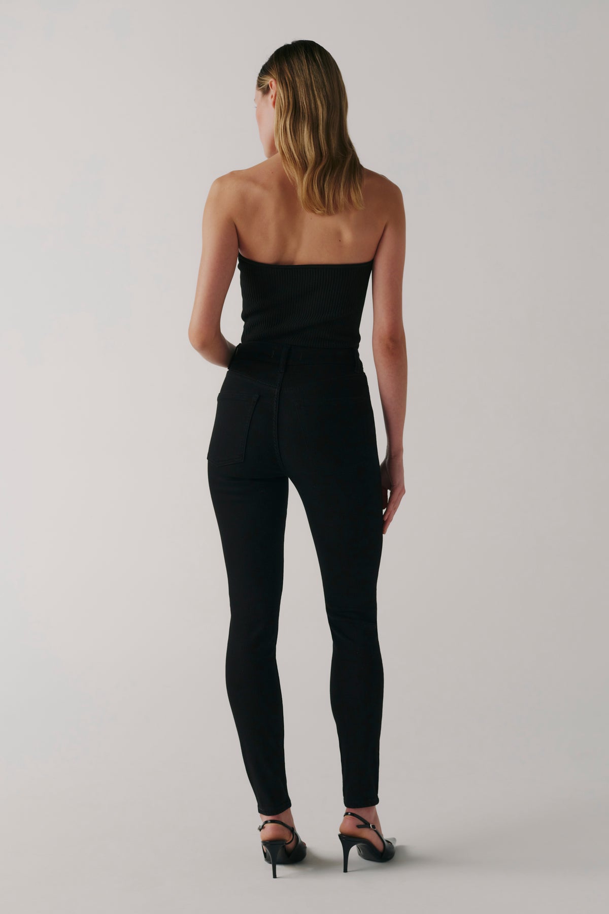 MXP - HIGH RISE JEANS | RAVEN