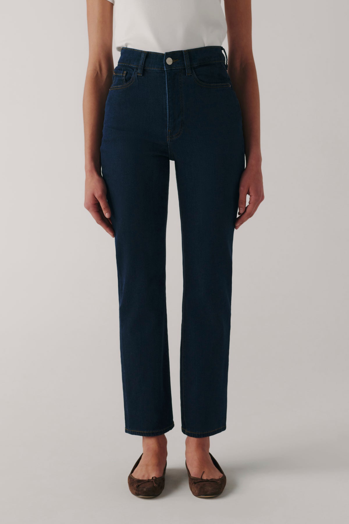 ASE STRETCH - STRAIGHT | VROOM