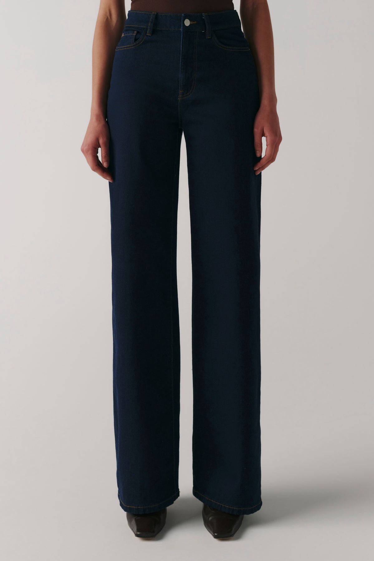 NCE - WIDE LEG JEANS | LONG GONE