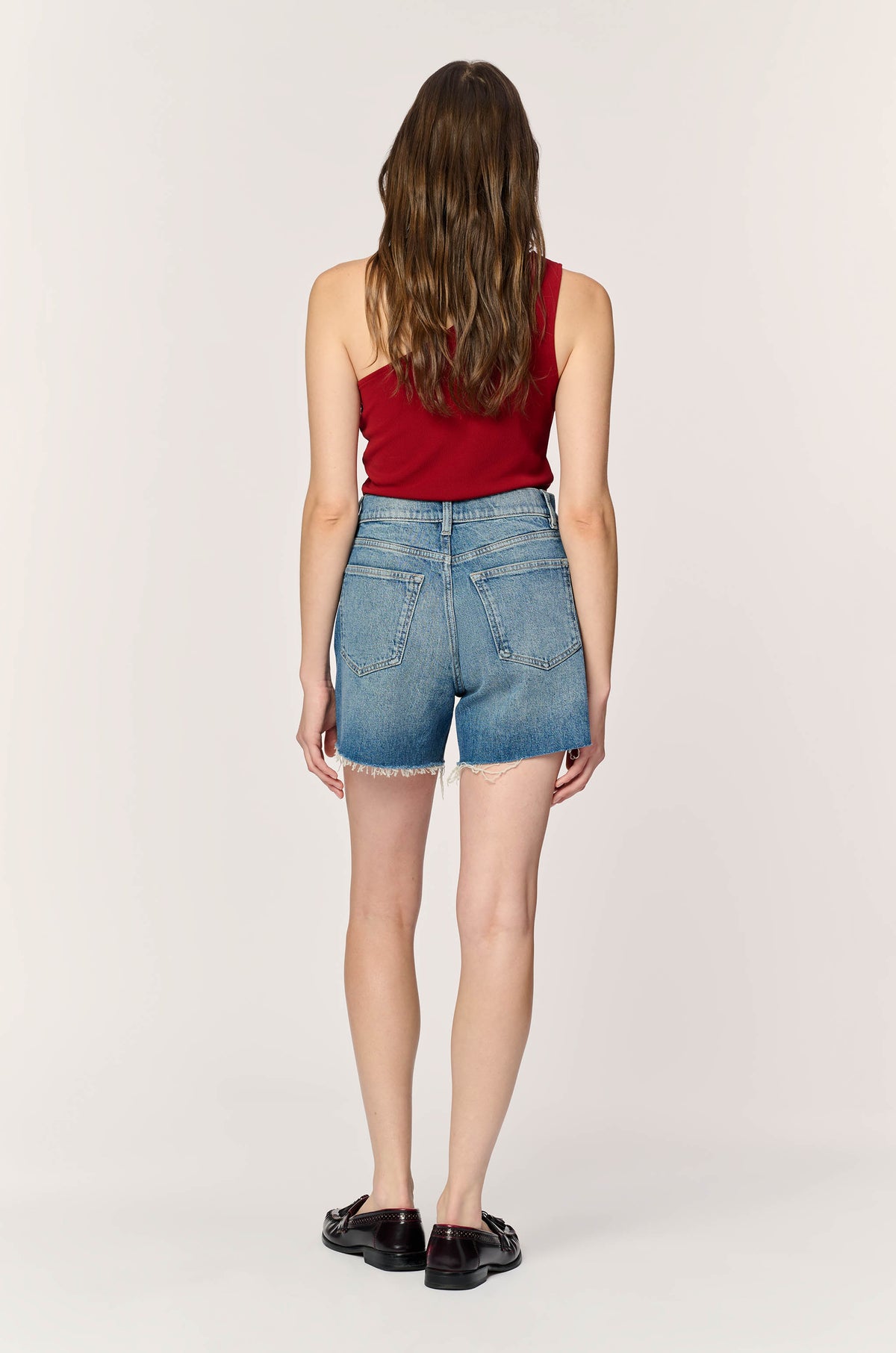 VVI - RELAXED JEAN SHORT  | OUT OF TOWN