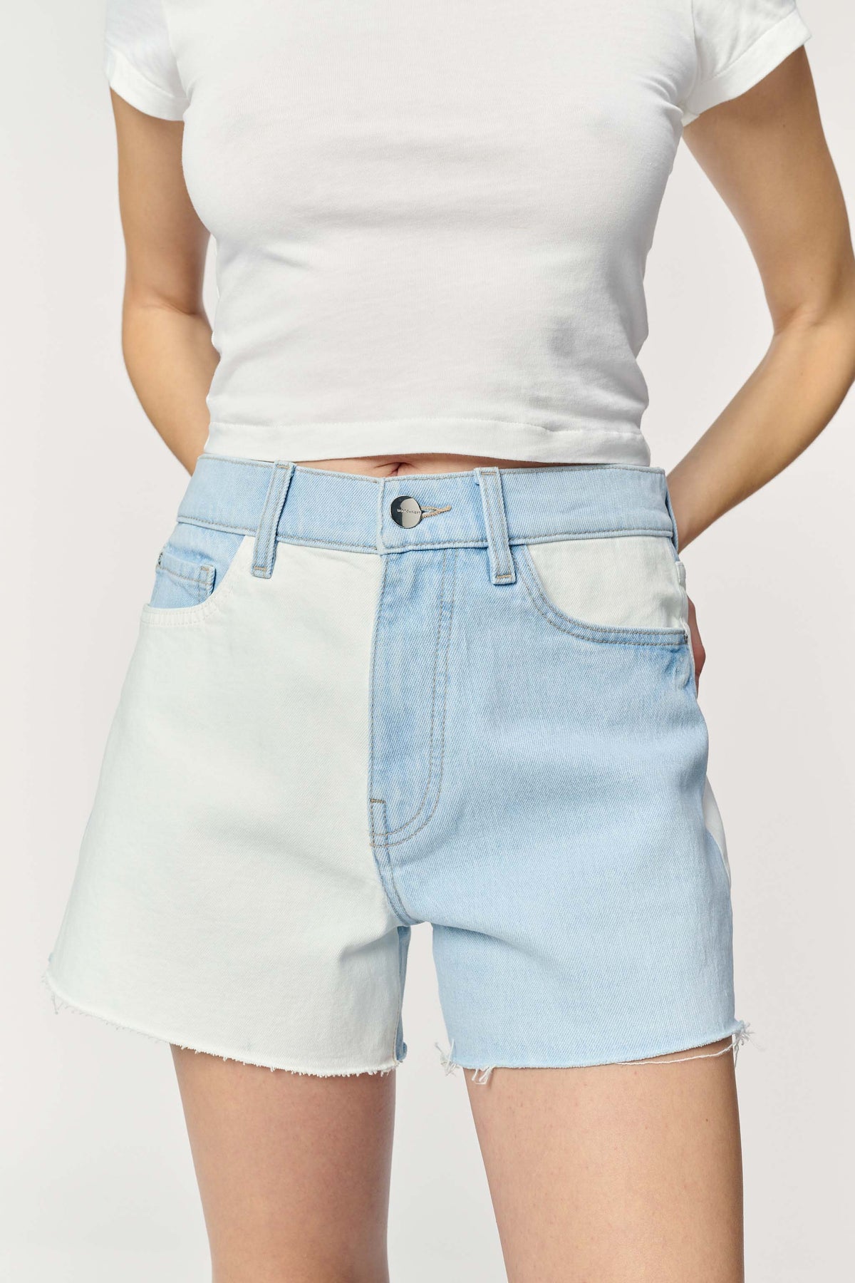 VVI - RELAXED JEAN SHORT  | TWO TONED