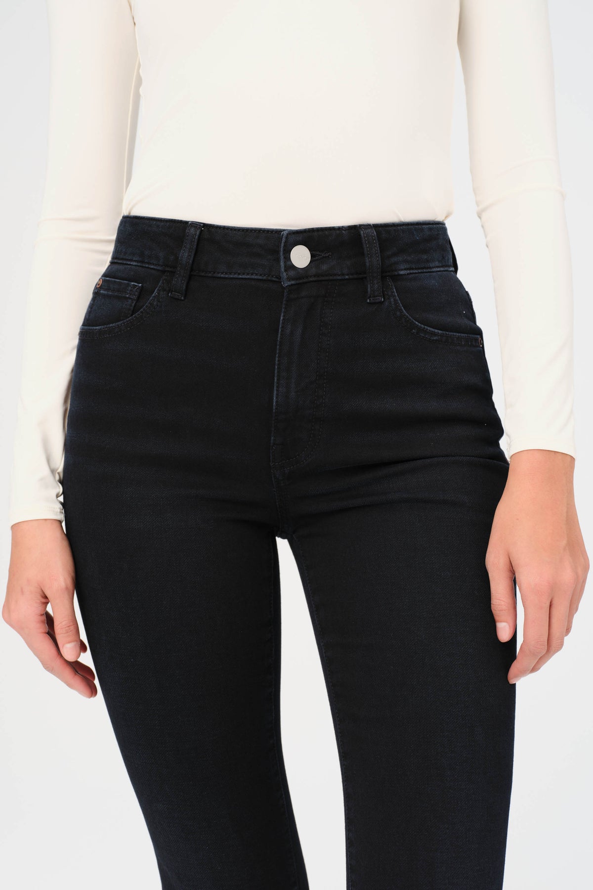 MIA - FLARE JEANS | DEPTHS