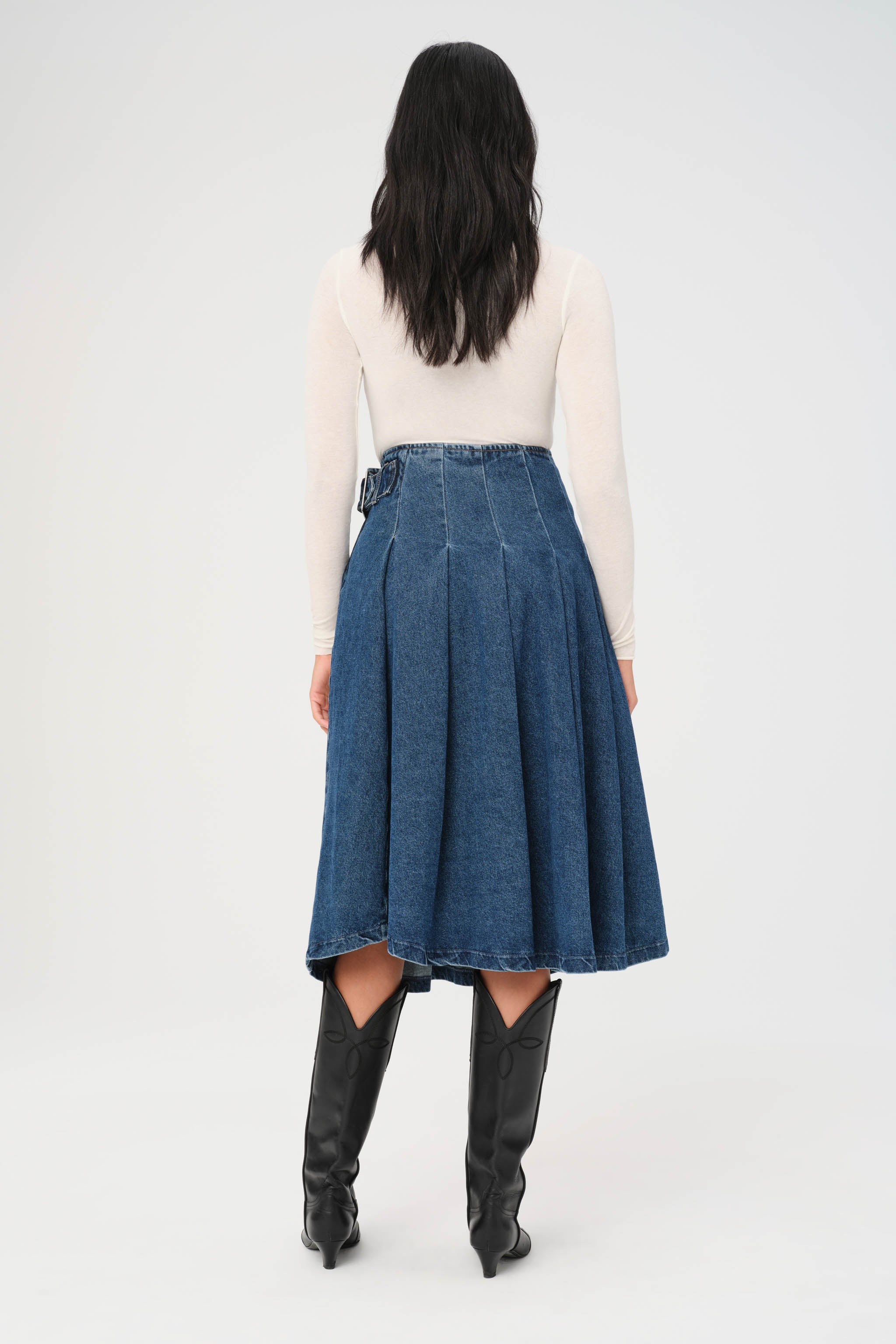【WONDER WONDER】Mne layered pin tuck pleated wrap skirt PT Mne Layered Pintuck Pleated Wrap Skirt Pantskirt - WONDER