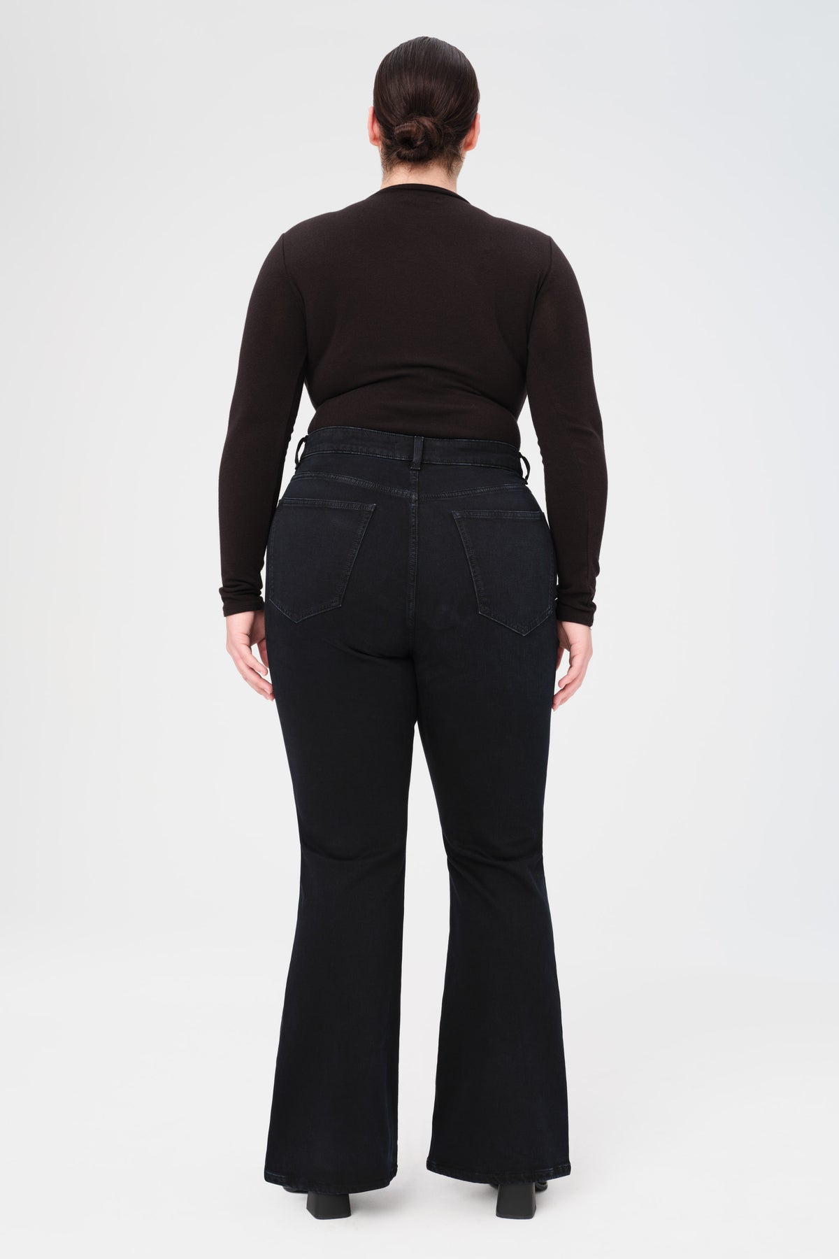 MIA PLUS - FLARE JEANS | DEPTHS