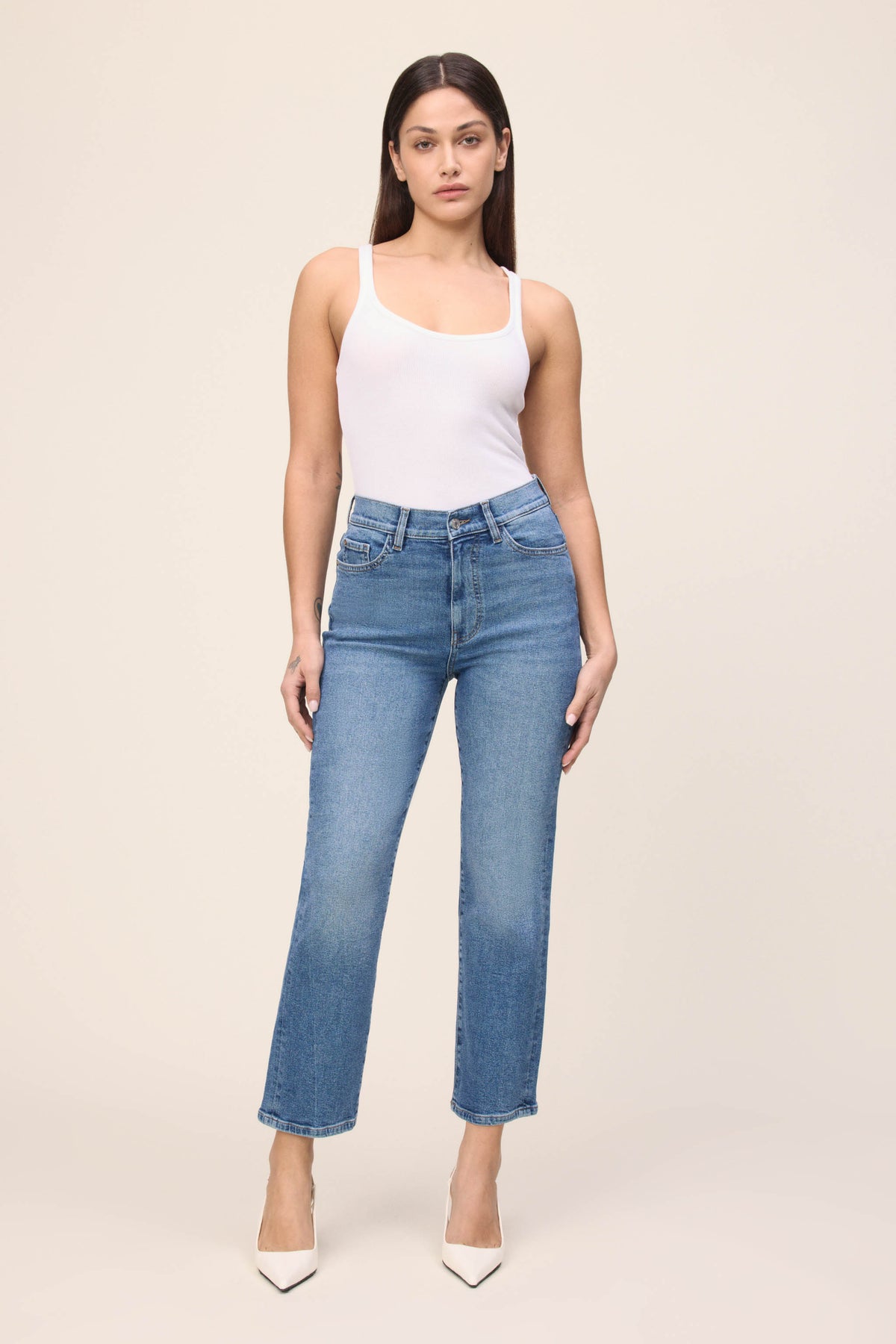 Women's Cropped Straight Leg Blue Jean