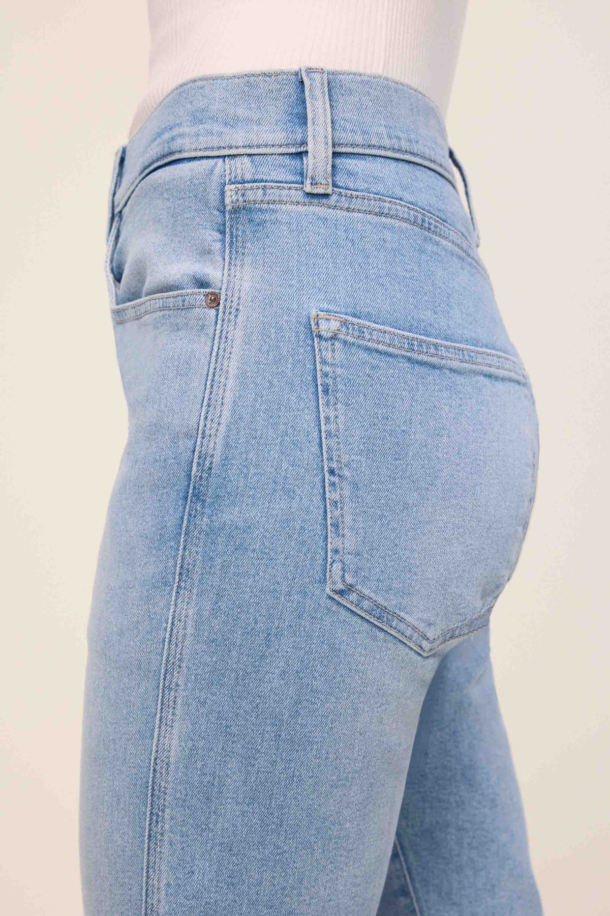 Women's Straight Leg Off-White Jean