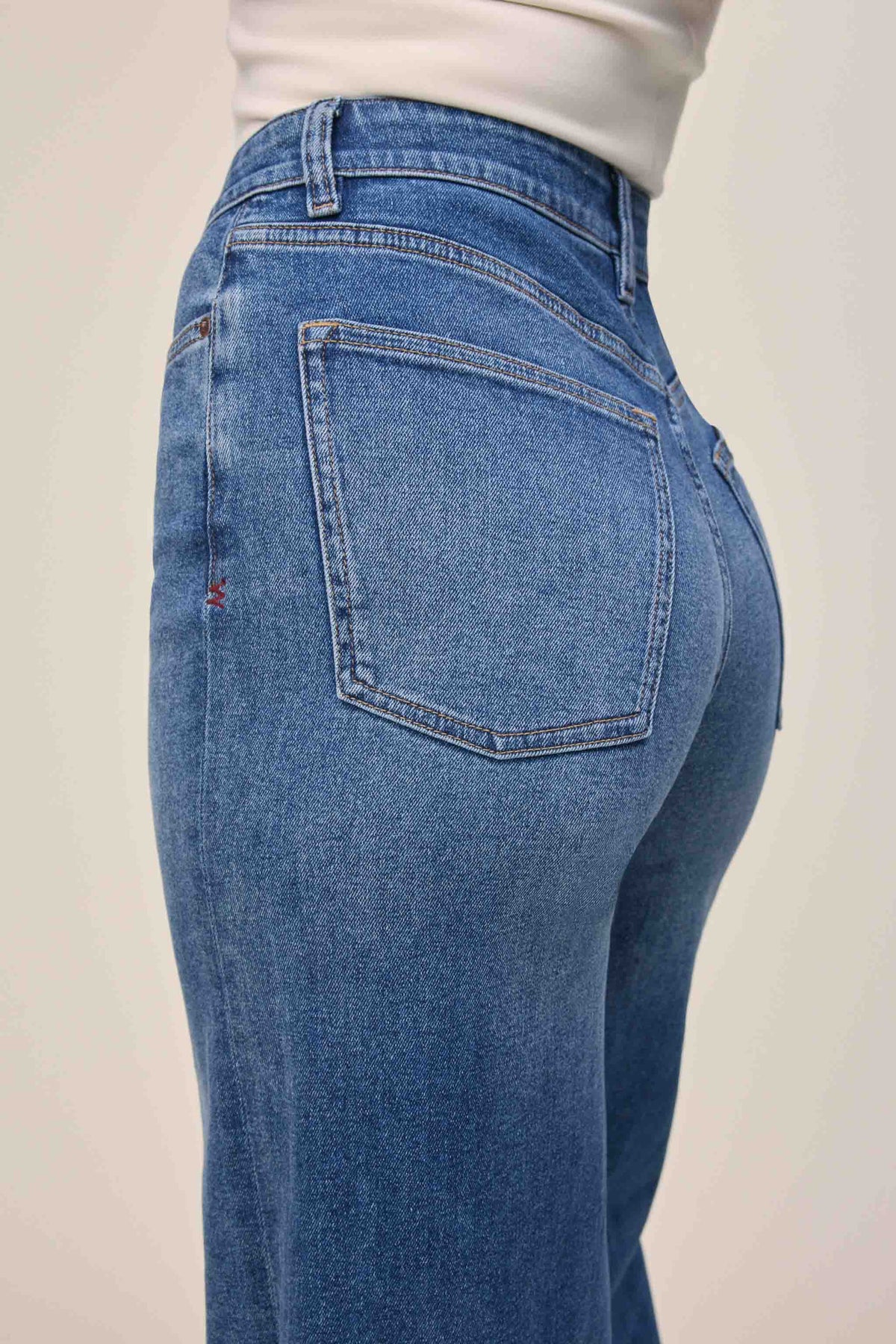 Women's Wide Leg Blue Jean