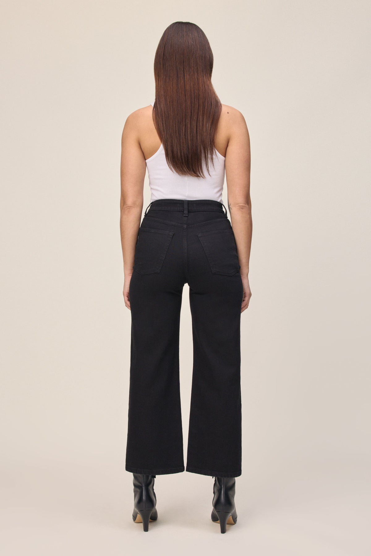 Women's Cropped Wide Leg Black Jean