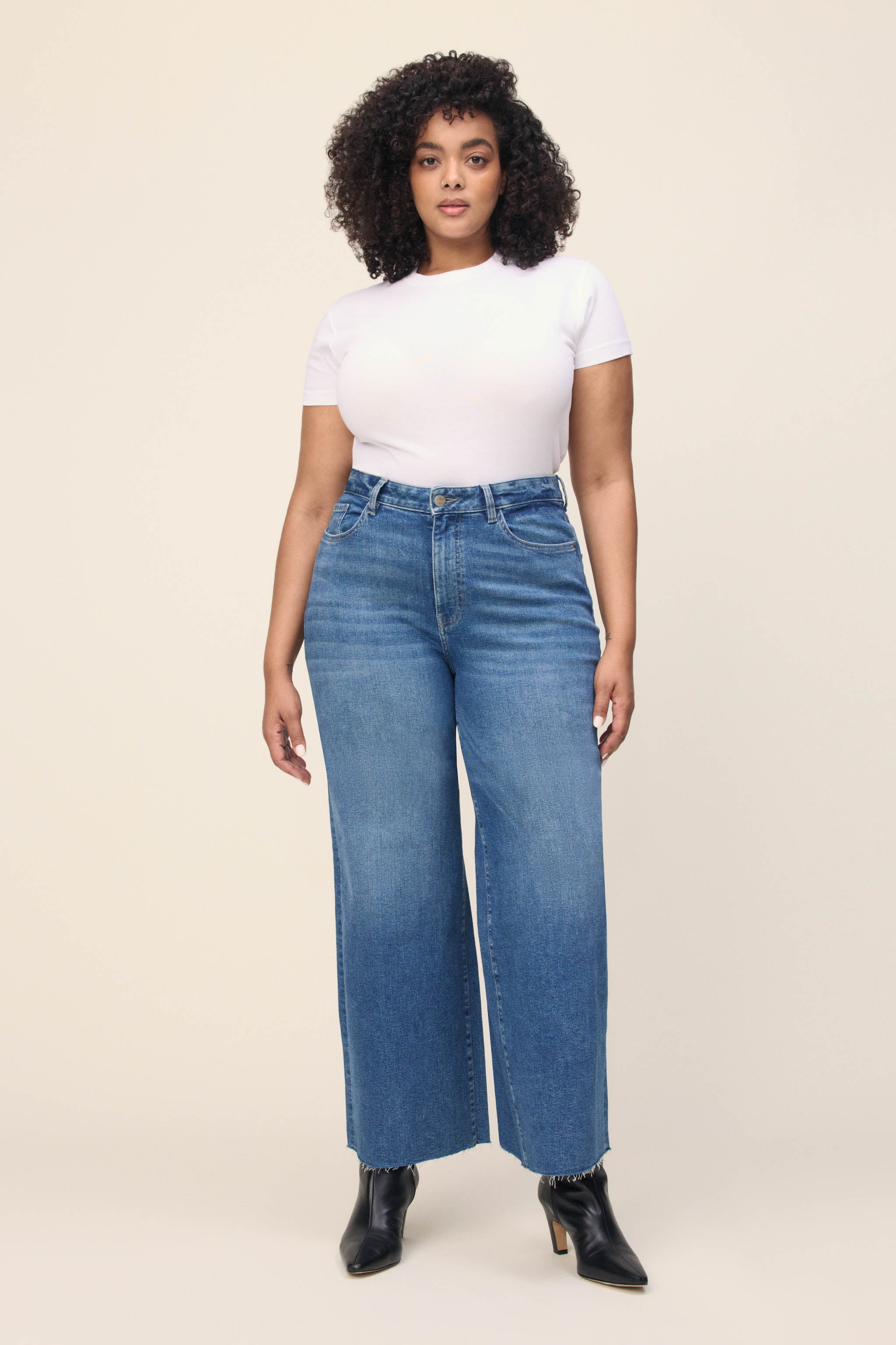 Women's Plus Sized Crop Jeans