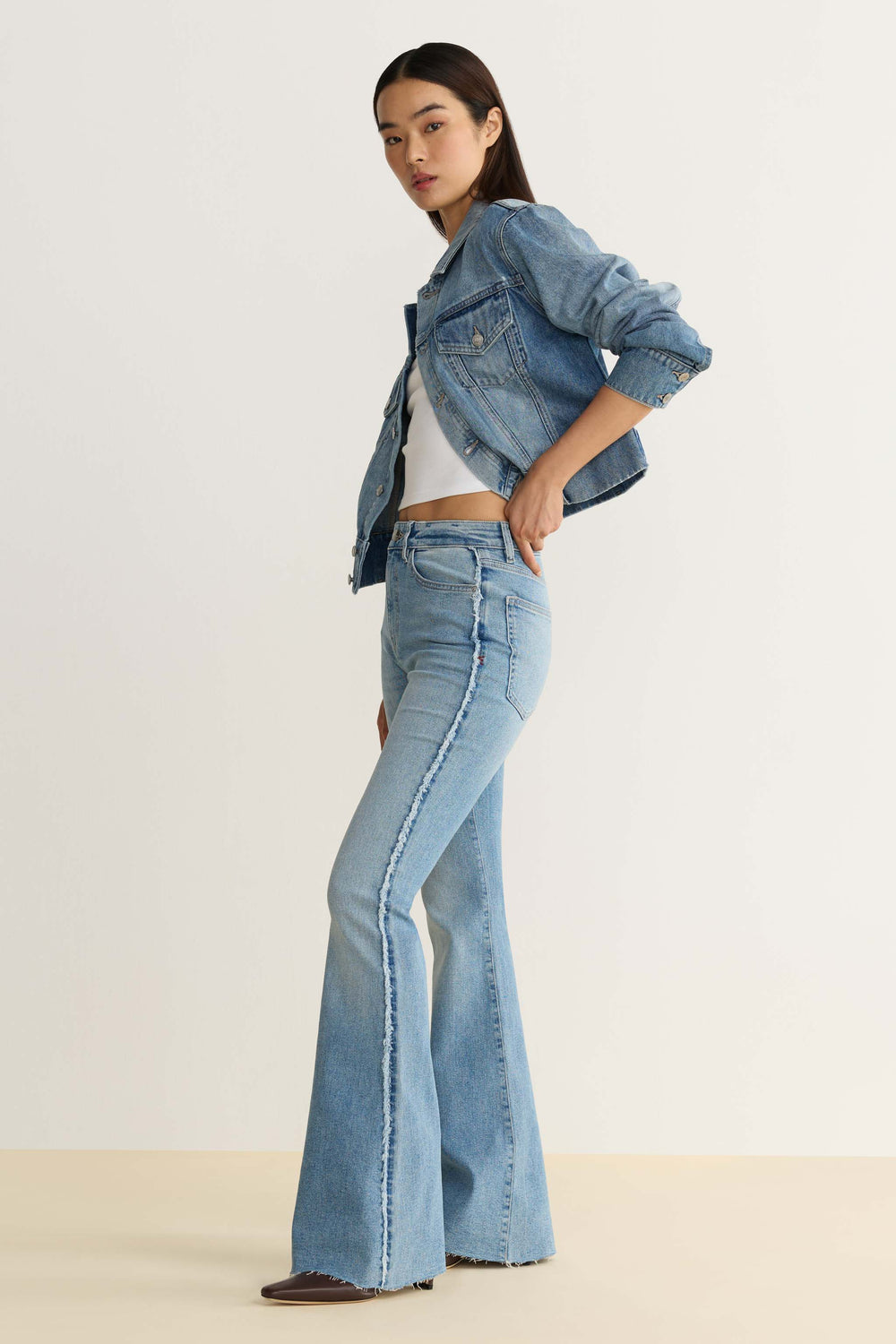 MIA FLARE JEANS CROSSROADS