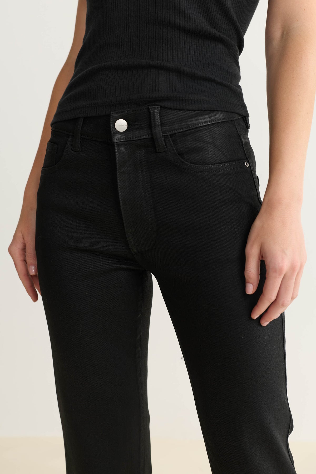 BZE - VINTAGE STRAIGHT JEANS | NOIR WAX COATED
