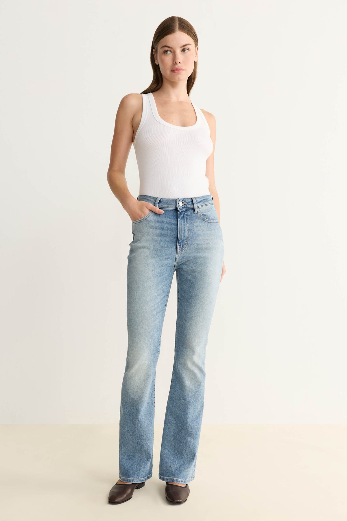 NAO - HIGH RISE BOOTCUT JEANS | HOLLYWOOD HILLS