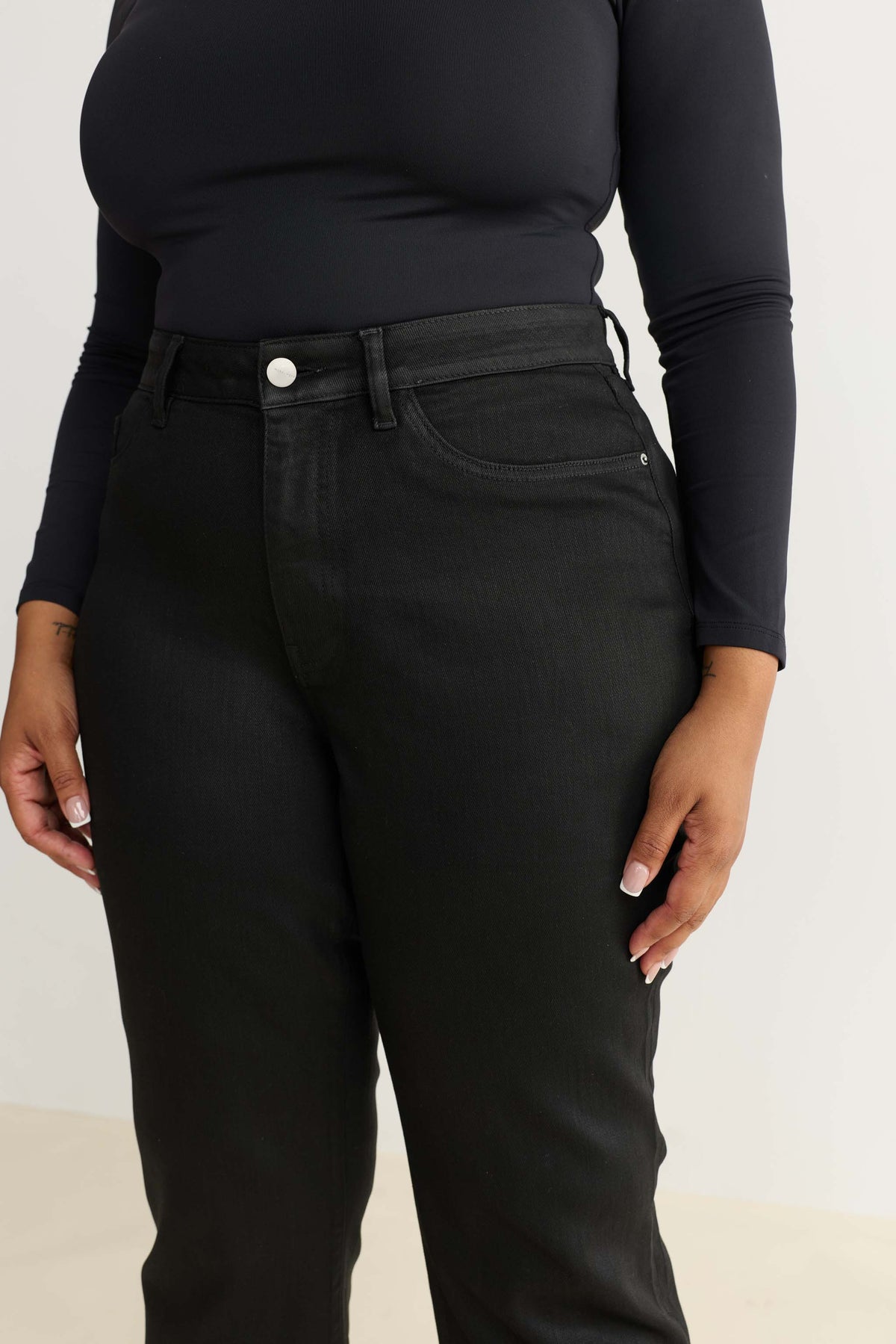 ASE PLUS STRETCH - STRAIGHT | NOIR WAX COATED