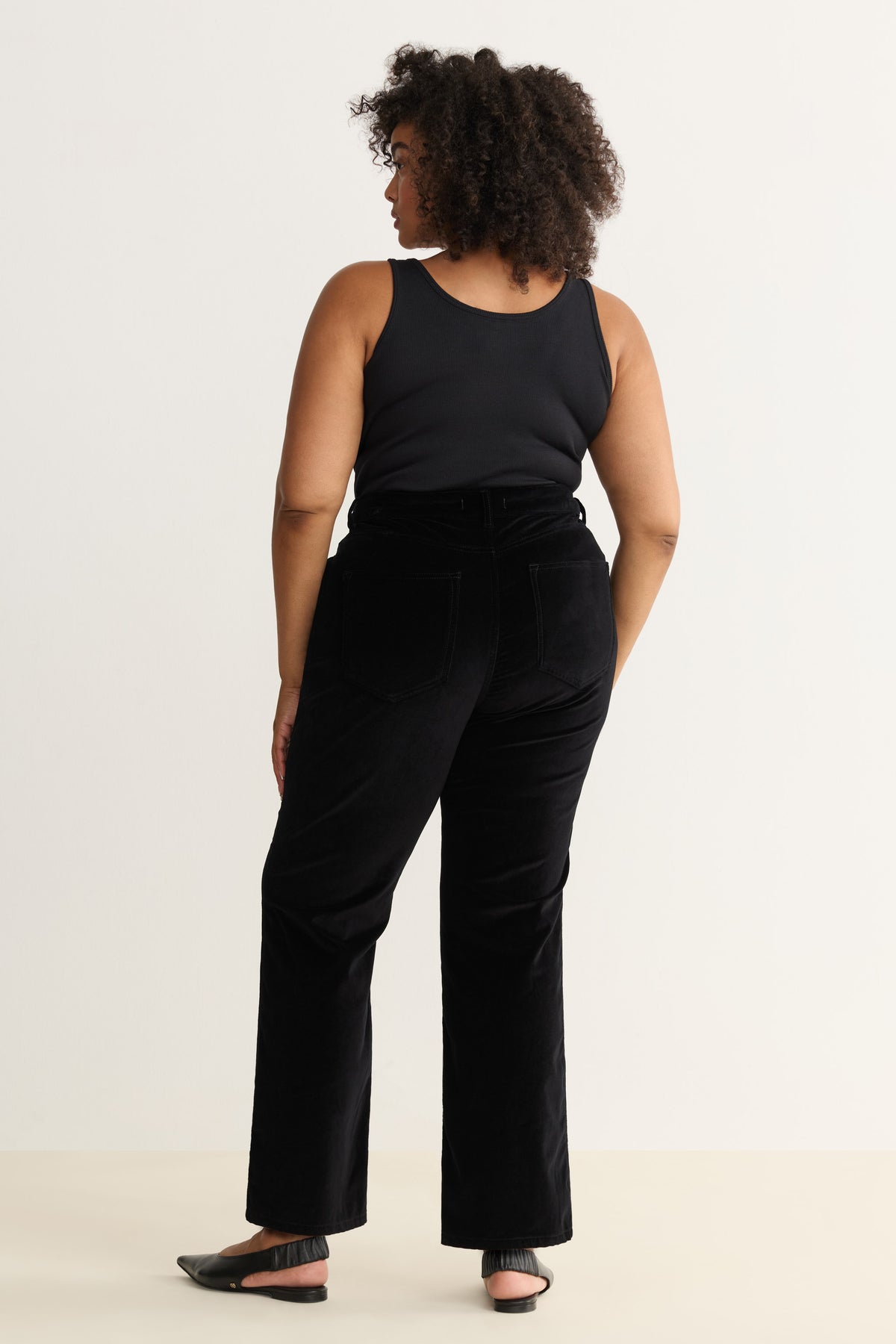 SAT PLUS - 90'S STRAIGHT JEANS | BLACK