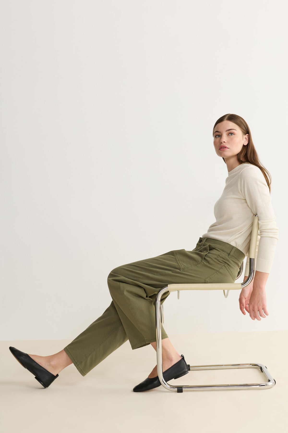 BNA TWILL - SOFT CURVE BARREL PANTS | FOUR LEAF CLOVER