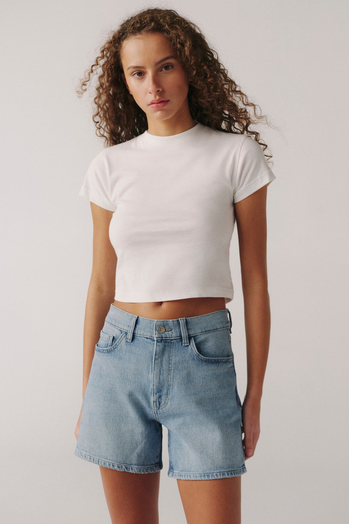 VVI - RELAXED JEAN SHORT | ICE QUEEN