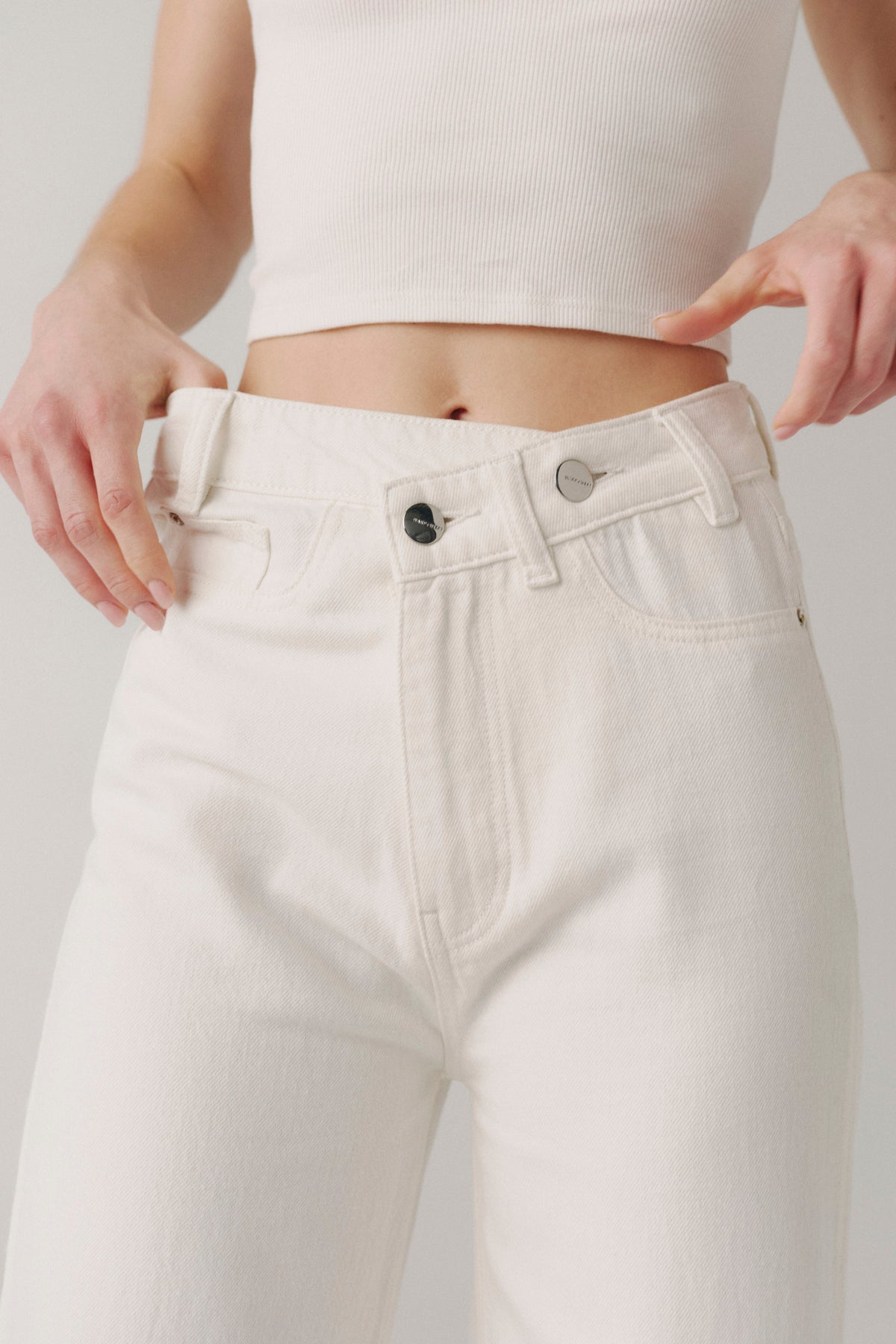 NCE - WIDE LEG JEANS | TWISTED OPTIC