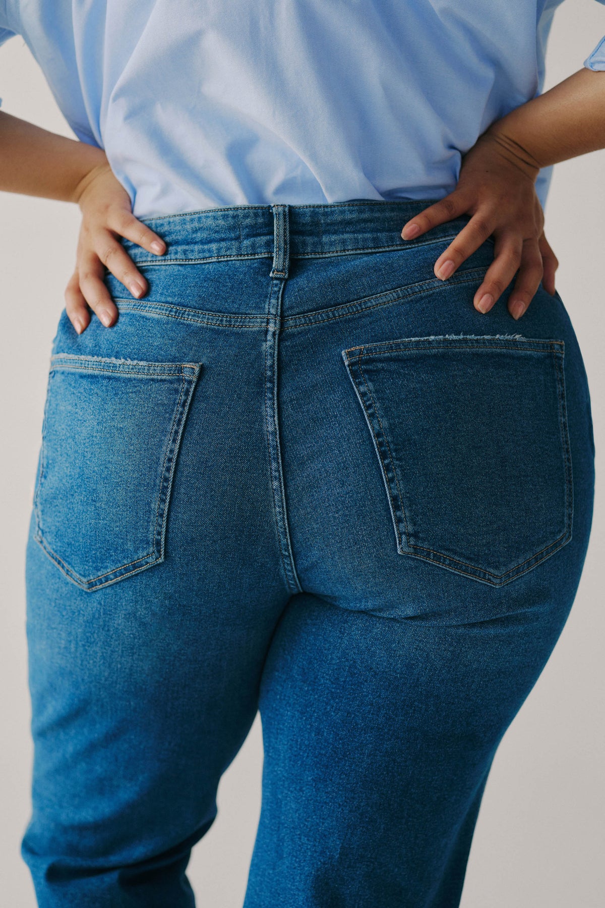 SAT PLUS - 90'S STRAIGHT JEANS | AUTHENTIC BLUES