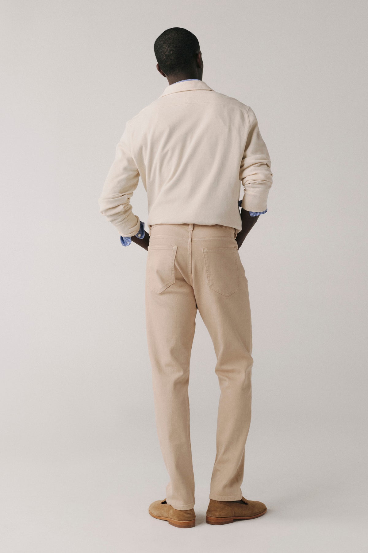 IND - ATHLETIC TAPERED JEANS | BEIGE STONE