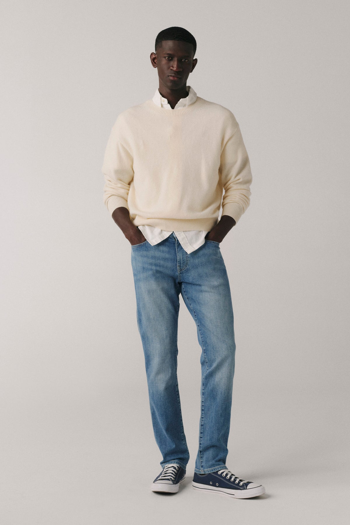IND - ATHLETIC TAPERED JEANS | GLOW