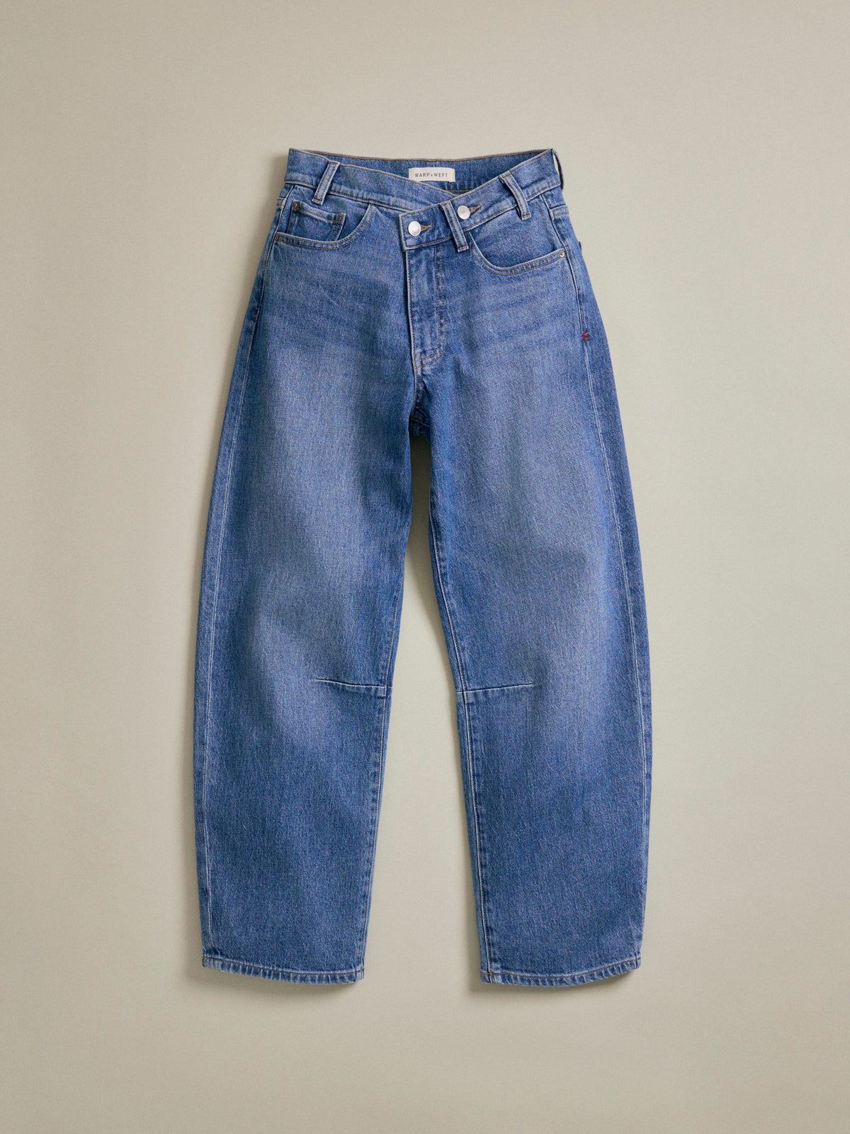 BNA - SOFT CURVE BARREL JEANS | BOMBSHELL
