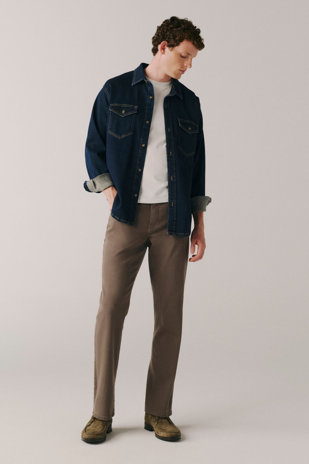 AMS Men's Slim jeans in Fog Grey, side view