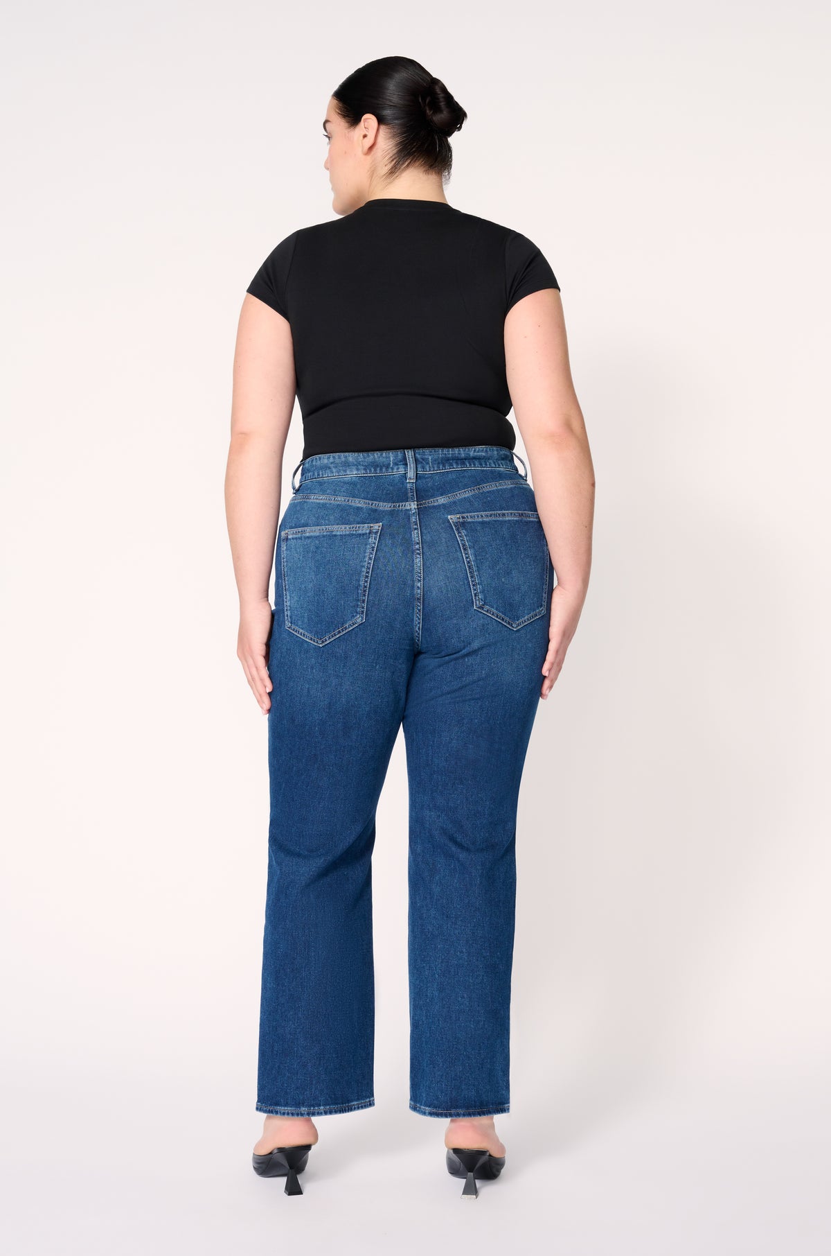 ASE PLUS - STRAIGHT JEANS | BLOWN AWAY
