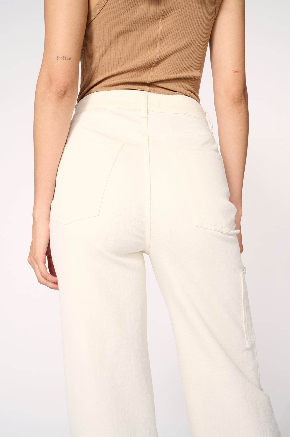 HOU - RELAXED WIDE LEG JEANS | CLOUD