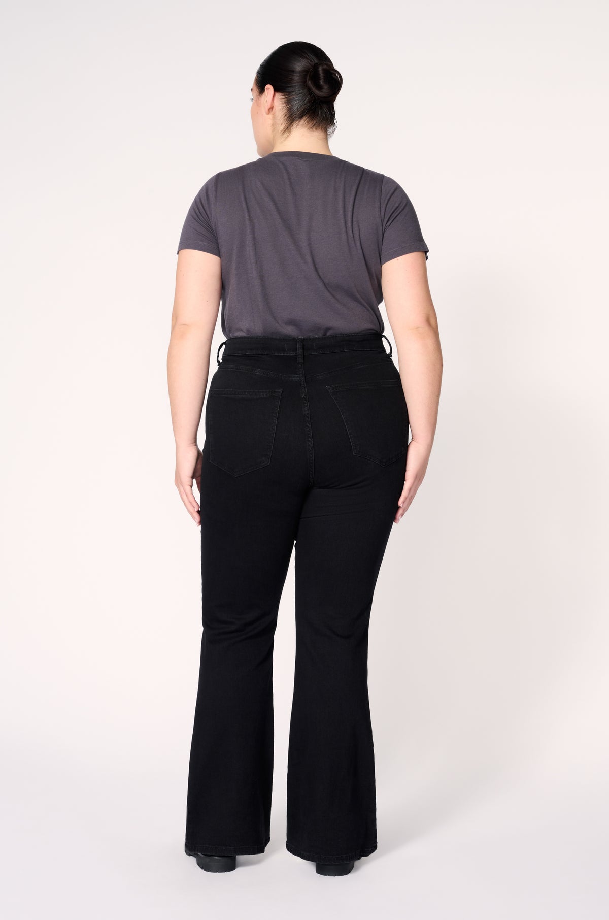MIA PLUS - HIGH RISE FLARE JEANS | WELL