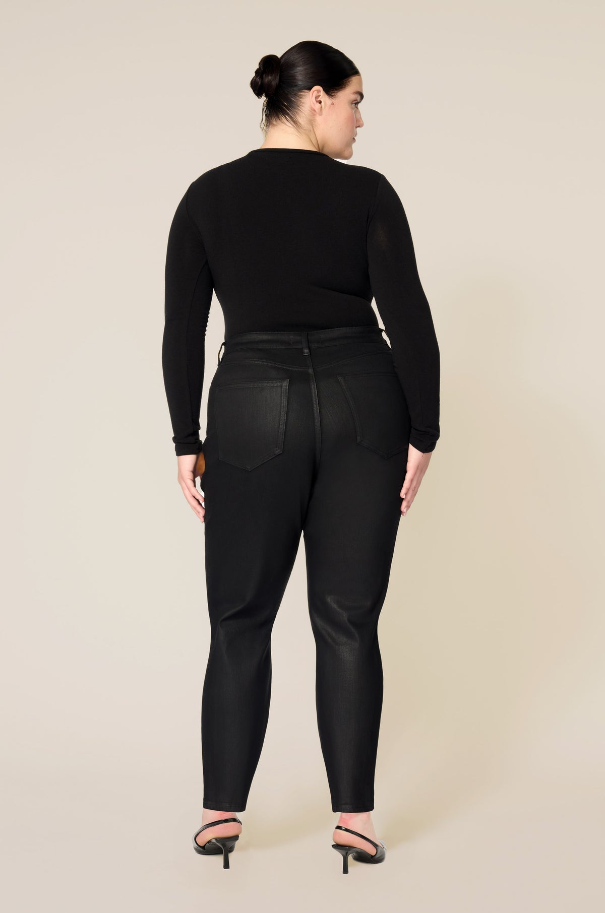 MXP PLUS - HIGH RISE JEANS | ONYX WAX COATED