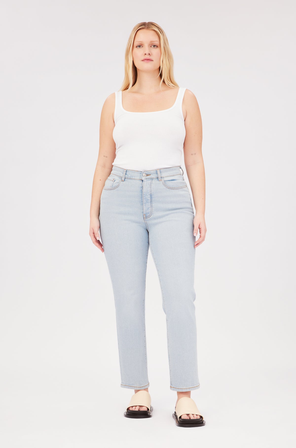 ASE - HIGH RISE STRAIGHT JEANS | NEWPORT