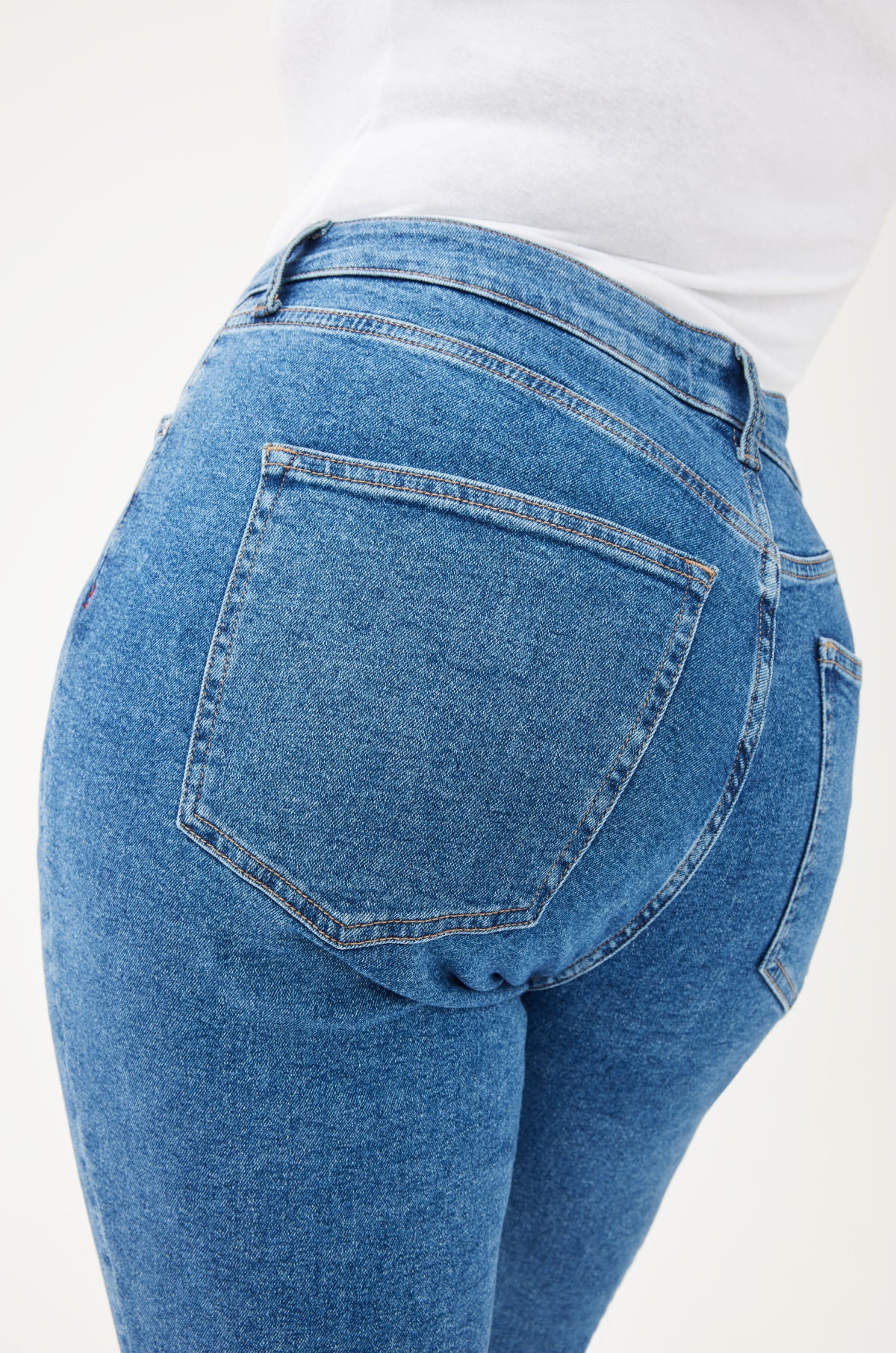 ASE PLUS - HIGH RISE STRAIGHT JEANS | PACIFIC