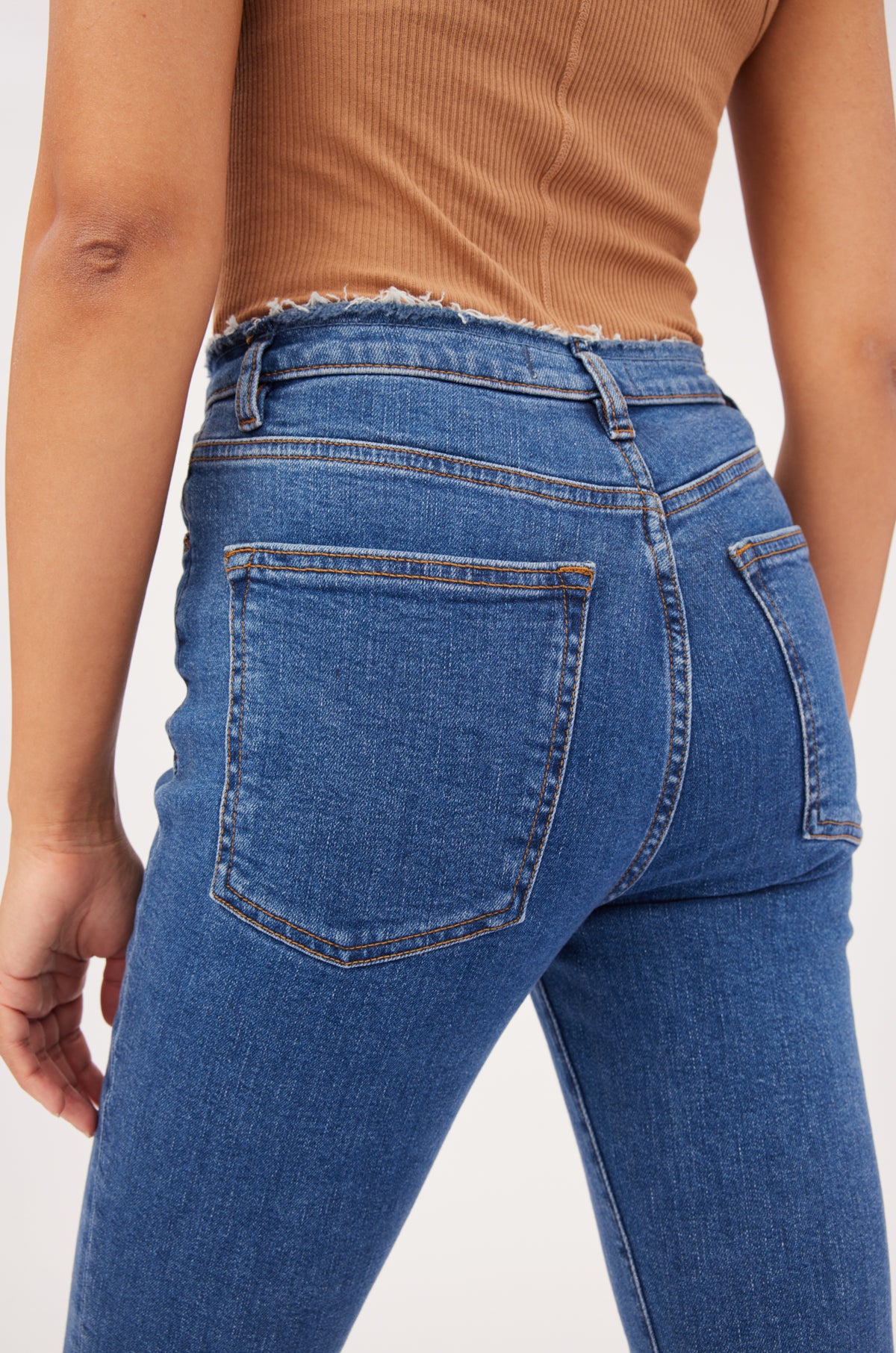 MIA PLUS - HIGH RISE FLARE JEANS, WELL